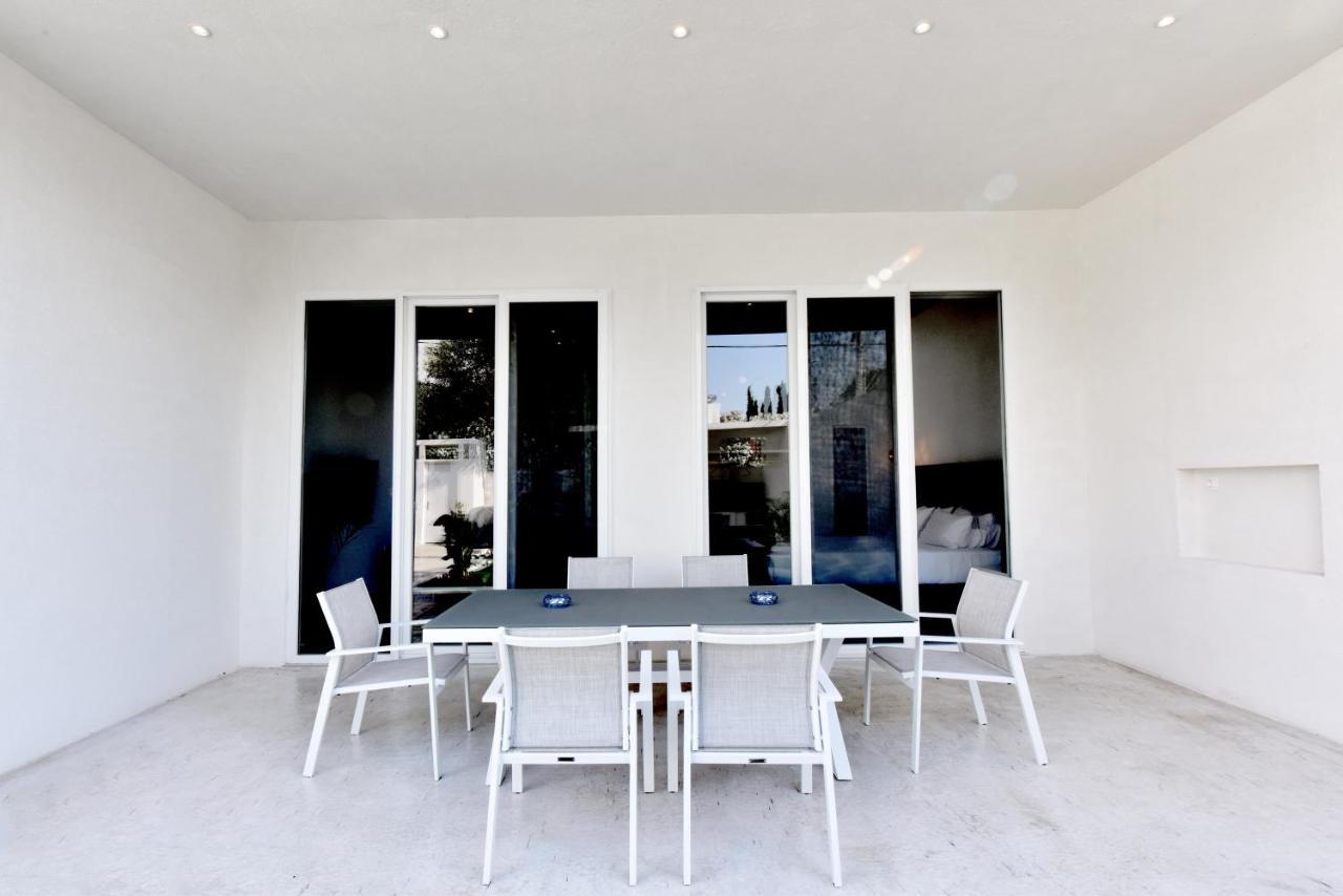 4 Elements Seaside Luxury Suites By Rentalspro Services Nea Moudania Halkidiki Exterior photo