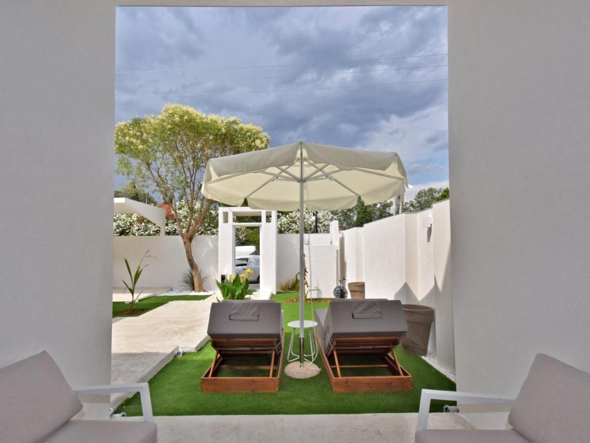 4 Elements Seaside Luxury Suites By Rentalspro Services Nea Moudania Halkidiki Exterior photo
