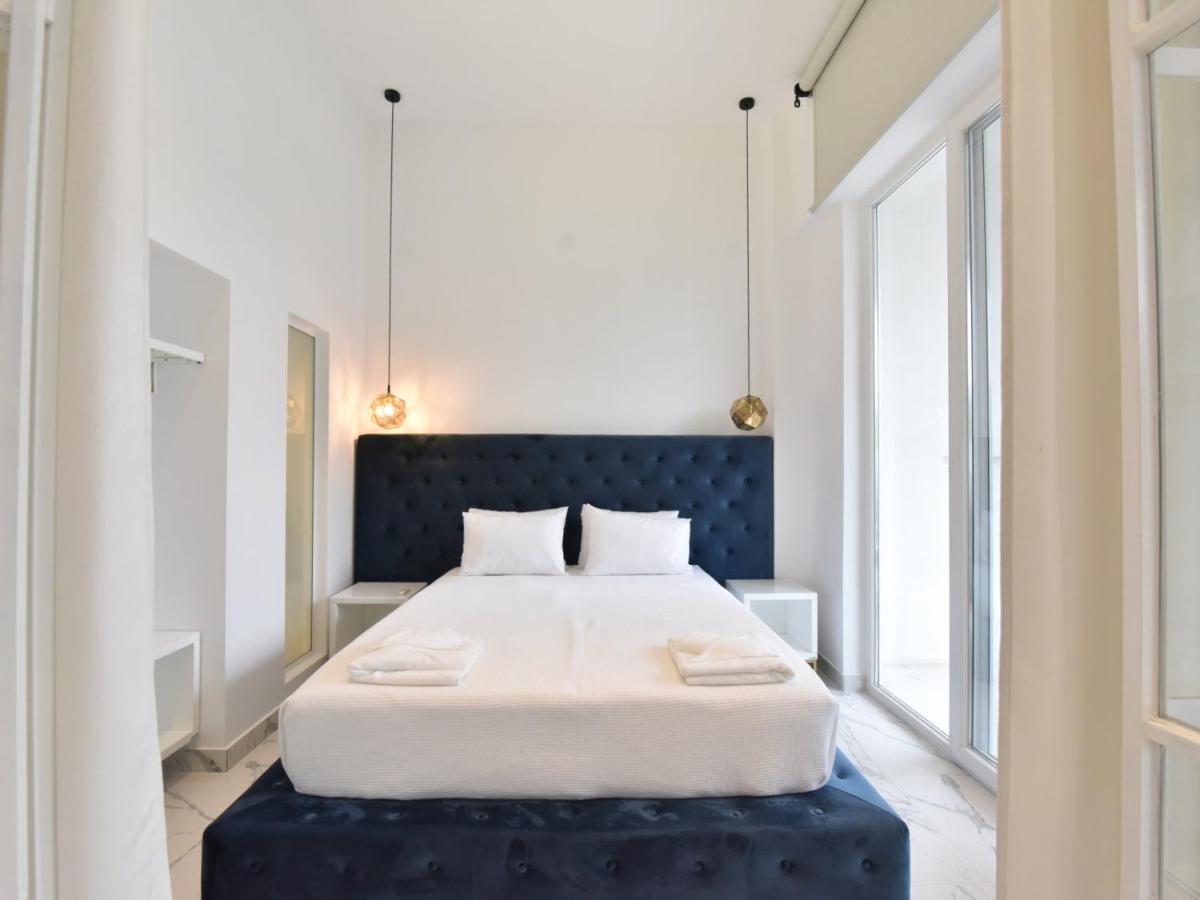 4 Elements Seaside Luxury Suites By Rentalspro Services Nea Moudania Halkidiki Exterior photo